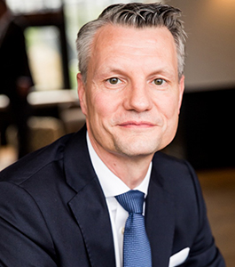 PROF. DR. MARC OLIVER OPRESNIK